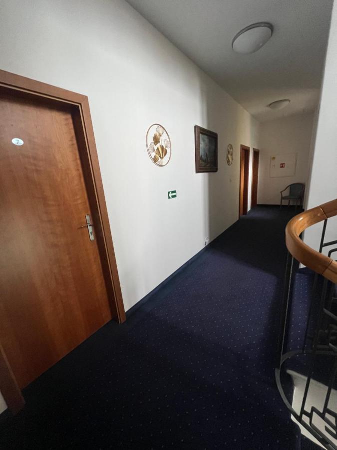 Hotel Apollon Litomerice Exterior foto