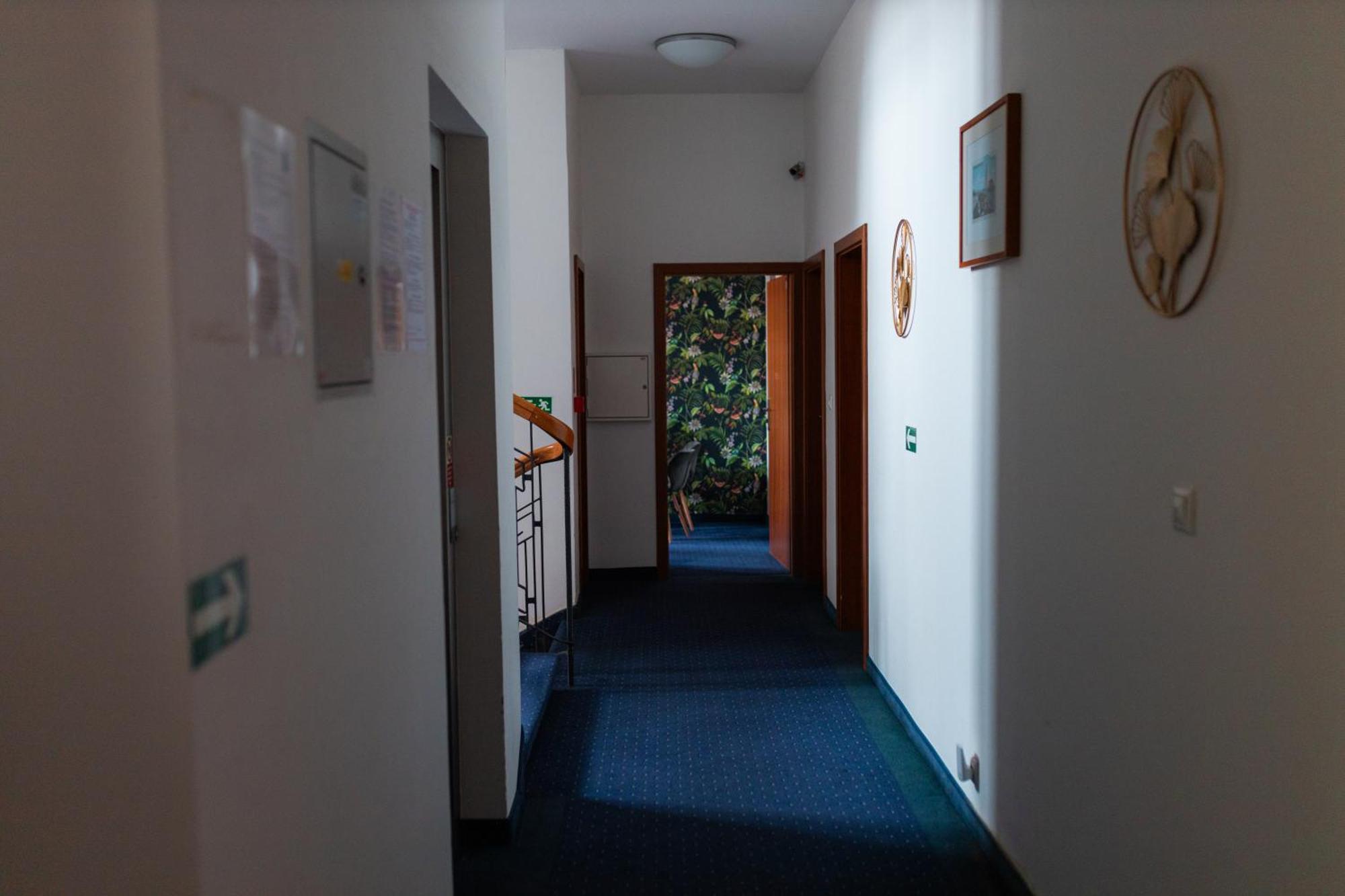 Hotel Apollon Litomerice Exterior foto